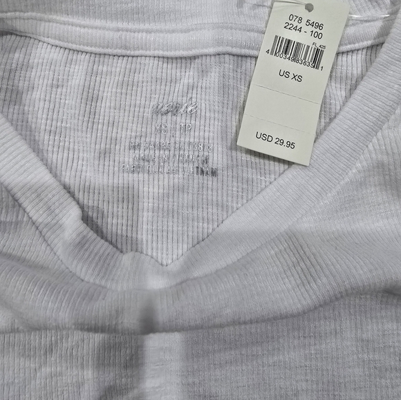 Aerie Ribbed White Scalloped Edges NWT XS - Picture 2 of 4